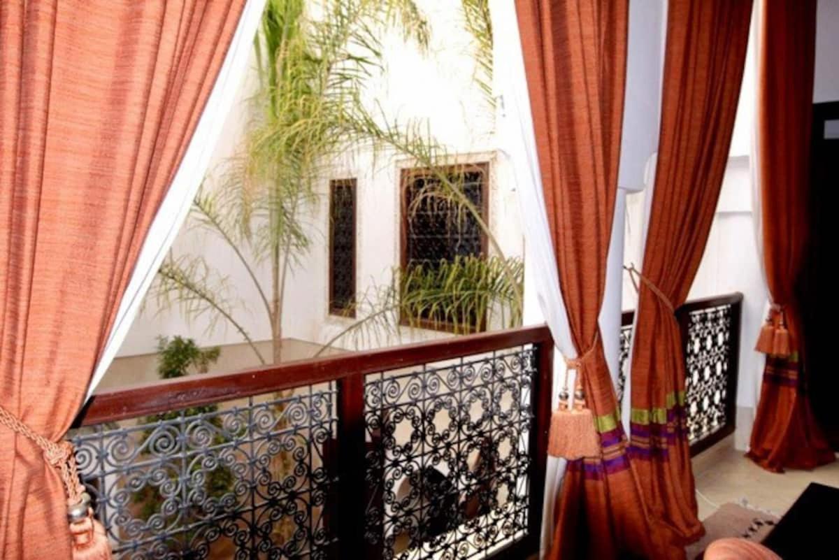 Riad Dar Rania Marrakech Medina Jemaa El Fna Marrakesh Bagian luar foto